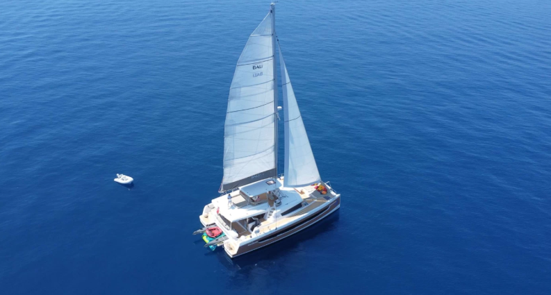 catamaran alquiler