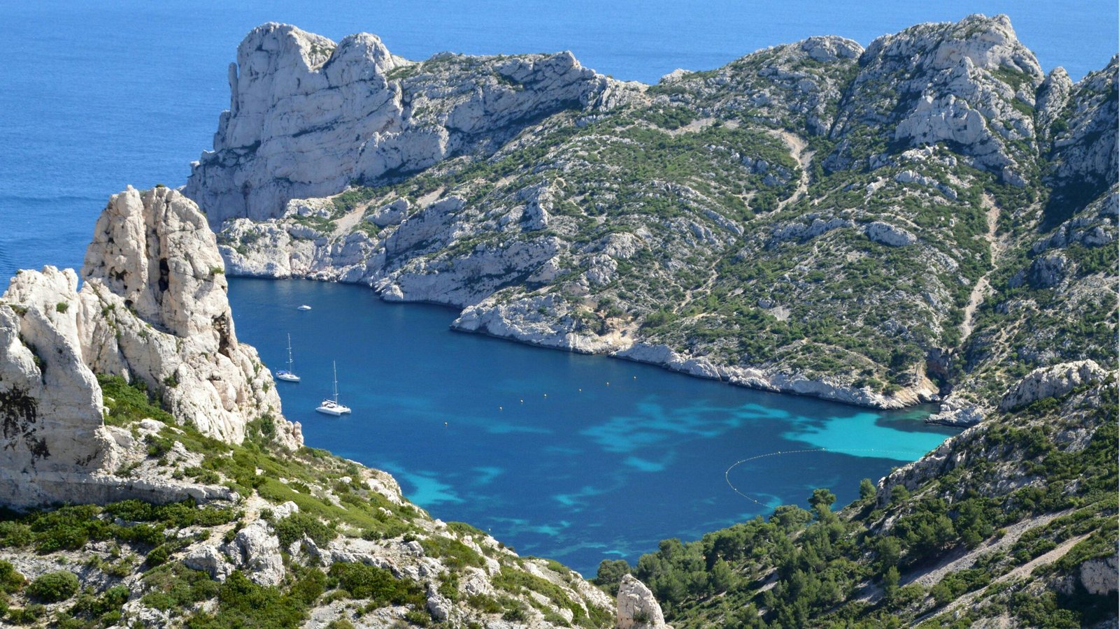 cala en el mediterraneo