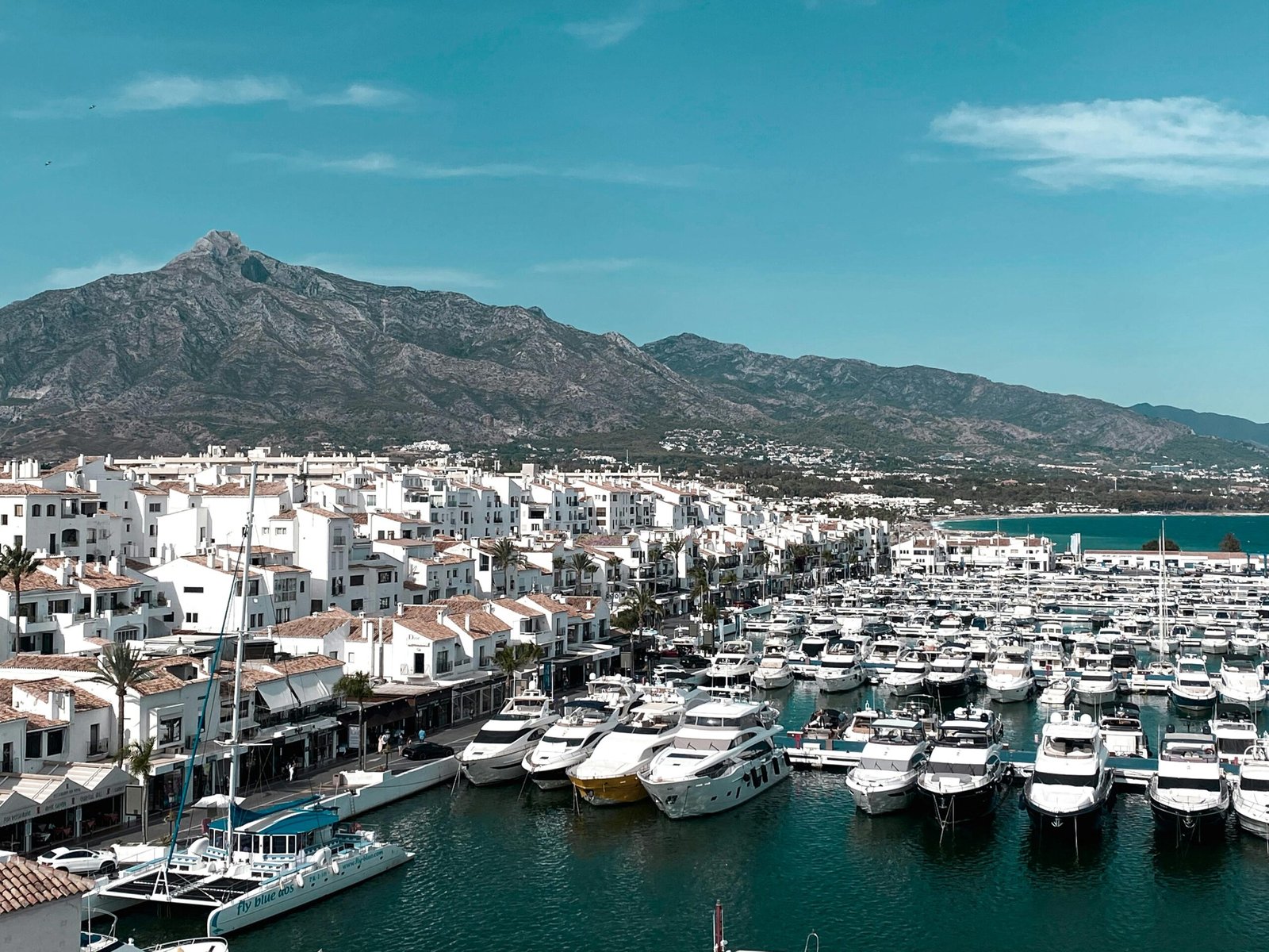 puerto banus yacht